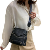 Retro Style Women PU Leather Messenger Crossbody Bag Heart Buckle Shoulder Purse