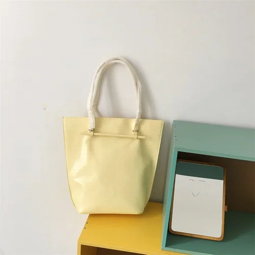 Retro One-Shoulder Underarm Bag Western Tote Bag