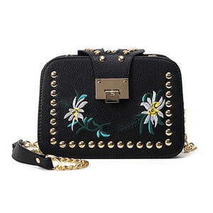 Vintage Rivet Women Shoulder Bag Famous Pattern Flap Handbag