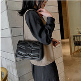 Rivet Chain Crossbody Bag for Women Shoulder Bag Lady Small Handbag