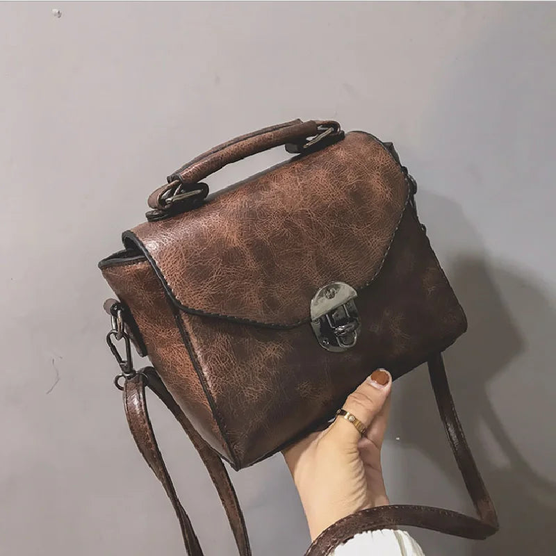 Square Crossbody Bag Women Retro Leather Brown Shoulder Messenger Bag