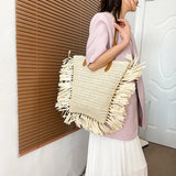 Vintage Round Straw Beach Bag Woven Rattan Bohemian Summer Shoulder Bag