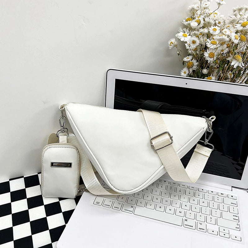 Women Triangle Chain Underarm Shoulder Bags High Solid Bags