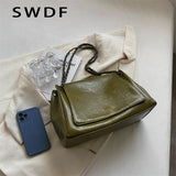 Retro Large Chain Shoulder Bag for Daily Shopping Solid Color Messenger Bag