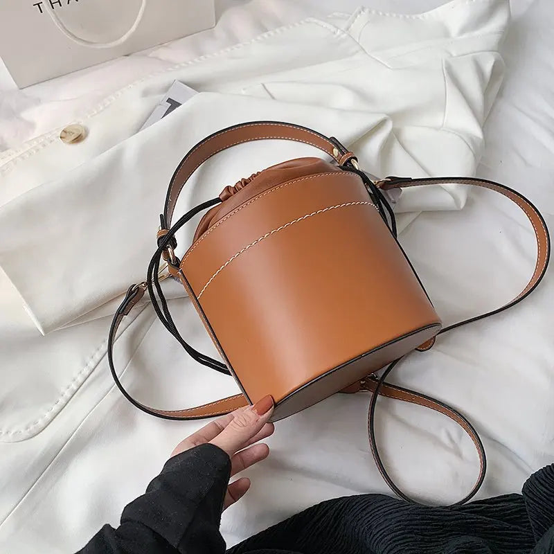 Vintage Brown Leather Messenger Bags Bucket Bag Crossbody Shoulder Handbag