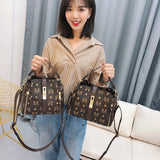 Stylish Vintage Leather Crossbody Bag for Women