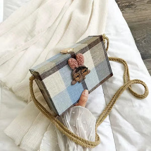 Womans Braided Straw Shoulder Bag Retro Summer Beach Mini Sling Purse