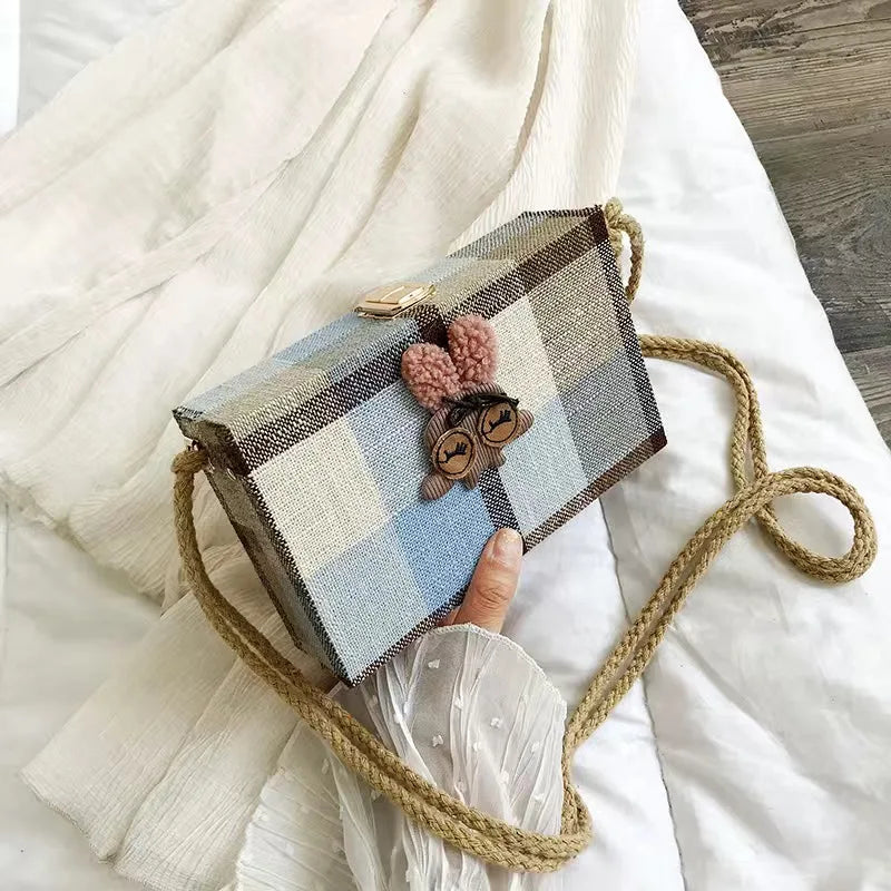Womans Braided Straw Shoulder Bag Retro Summer Beach Mini Sling Purse