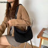 Women's Large Capacity Knitting Shoulder Bag