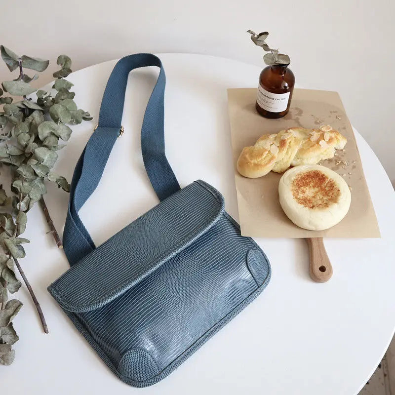 Shoulder Bags Women Wide Cross-body Thread PU Leather Flaps Vintage Handbag