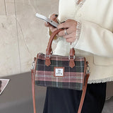 Women's Casual Lattice Messenger Bag Western Retro Art In Handbag