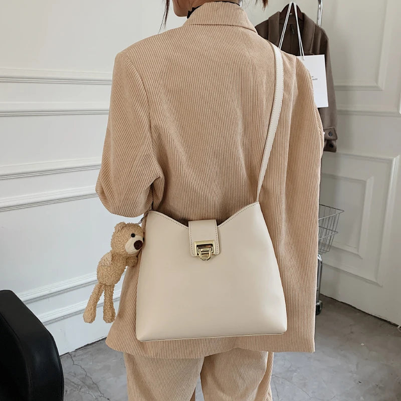 Bear Pendant Crossbody Bag Leather Handbag Vintage Messenger Bag