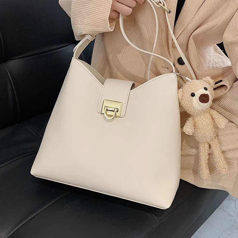 Bear Pendant Crossbody Bag Leather Handbag Vintage Messenger Bag