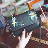 Women Messenger Bags PU Leather Handbag Flowers Embroidery Beach Bag