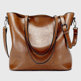 Large-capacity Oil Wax Leather Shoulder Handbag