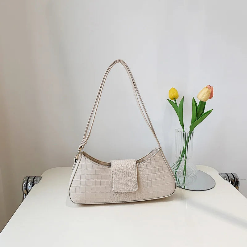 Women's Leather Saddle Crossbody Bag Underarm Shoulder Travel Handbag