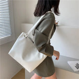 Stylish Large Capacity Shoulder Bag for Women