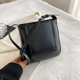 Vintage Leather Shoulder Bags for Women Handbags Purses Casual Bucket Bags