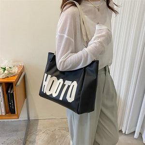 Fashionable Shoulder Bag with Large Capacity