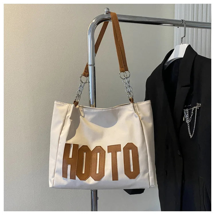 Fashionable Shoulder Bag with Large Capacity