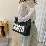 Fashionable Contrast Letter Chain Shoulder Bag