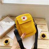Small Daisy Canvas Shoulder Bag Japanese Messenger Bag Student Handbags