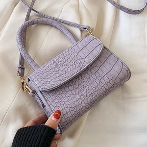 Small Fresh Bag Women Bag Wave Version Wild One-shoulder Sling