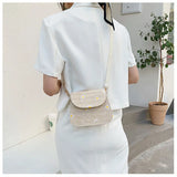 Chrysanthemum Embroidery Chain One-Shoulder Messenger Bag