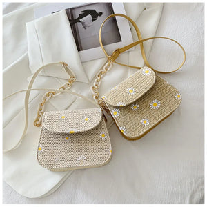 Chrysanthemum Embroidery Chain One-Shoulder Messenger Bag
