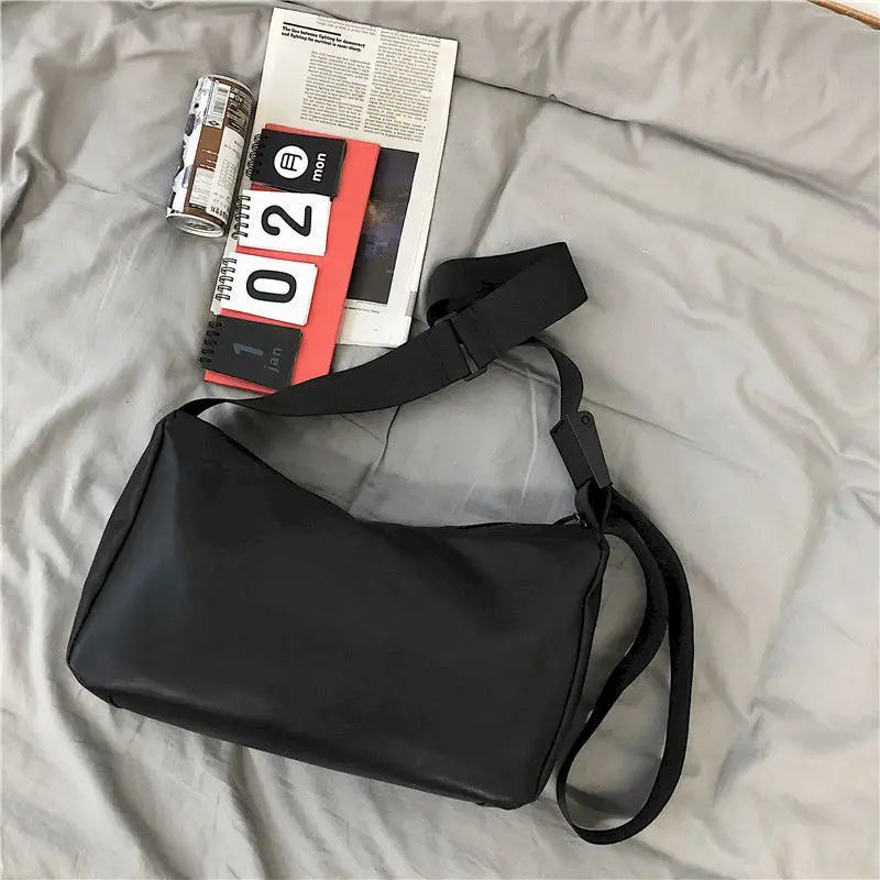 Retro PU Leather Messenger Bag Japanese Style Shoulder Bag for Men and Women