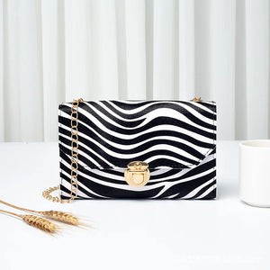 Snake Pattern Shoulder Bag Chain Small Square Bag