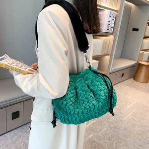 Plush Shoulder Bag Women Winter Bucket Clutch Purse Faux Fur Handbag