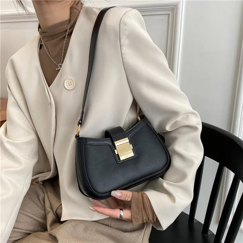 Vintage Chain Shoulder Bag Women Underarm Purse Ladies Handbag