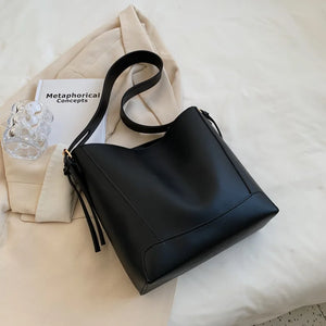 Vintage Large Capacity Bucket Bag for Women