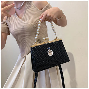 Fashionable Hot Selling Solid Shoulder Handbag for Women