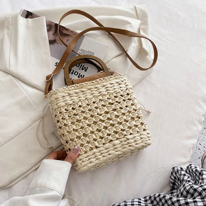 Straw Tote Bag with Wooden Handle for Beach