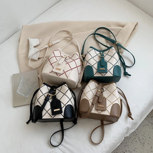 Summer Rhombus Embroidery Thread Messenger Bag