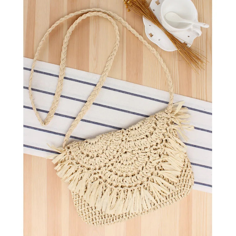 Summer Straw Beach Bag Tassel Rattan Woven Handbag Vacation Shoulder Crossbody