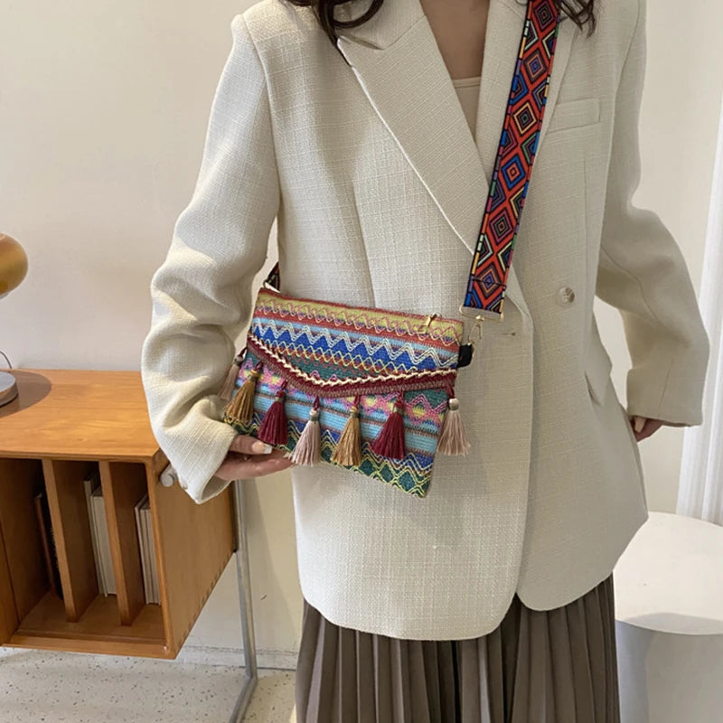 Summer Tassel Shoulder Bag for Women Vintage Crossbody Handbag and Purse