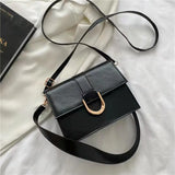 One-Shoulder Large-Capacity Horseshoe Buckle Bag