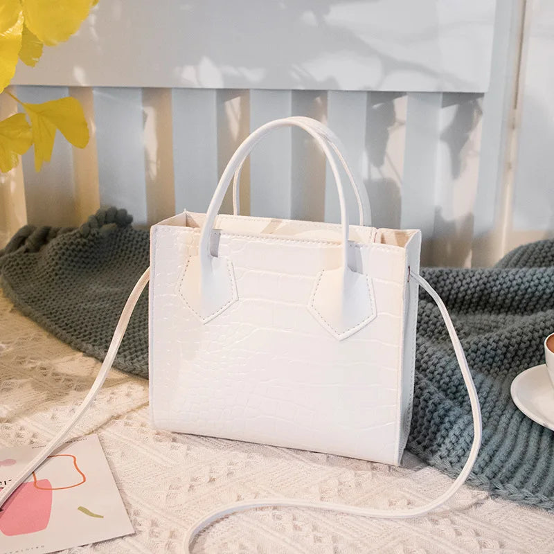 Crocodile Pattern Crossbody Handbag for Women Vintage Style Shoulder Tote