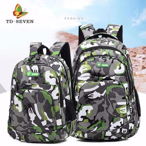 Large Capacity Camo Backpack Outdoor Travel Bag Waterproof Mountaineering Bag