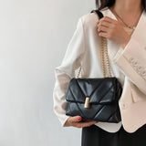 V-line Chain Green Crossbody Bag For Women