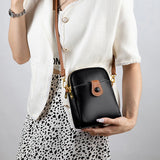 Fashionable Multifunctional Shoulder Bag with High Capacity