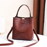 Vintage Crocodile Shoulder Bag Large Capacity Lady Purse