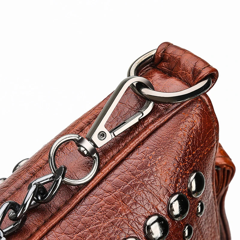 Vintage Bucket Shoulder Bags Chain Crossbody Bags for Women Rivet Handbags
