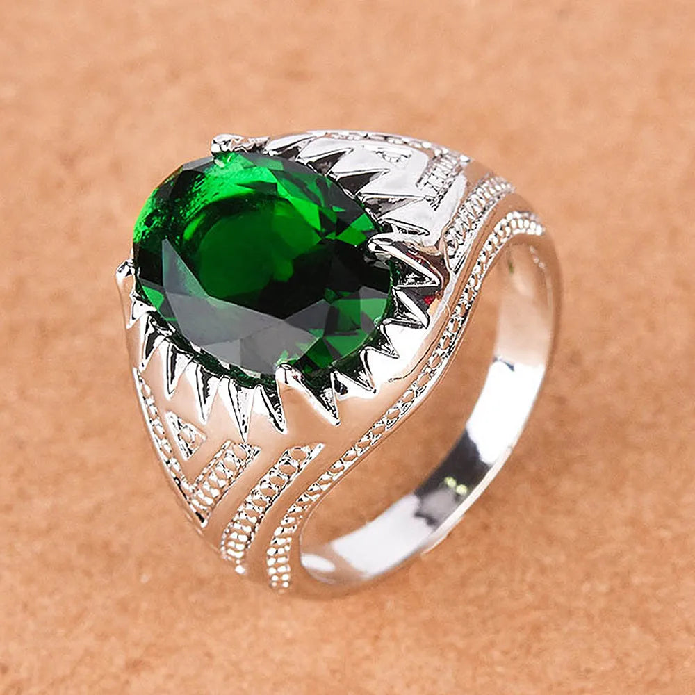 Vintage Green Crystal Emerald Gemstones Rings for Men Silver Jewelry Bague Mascu