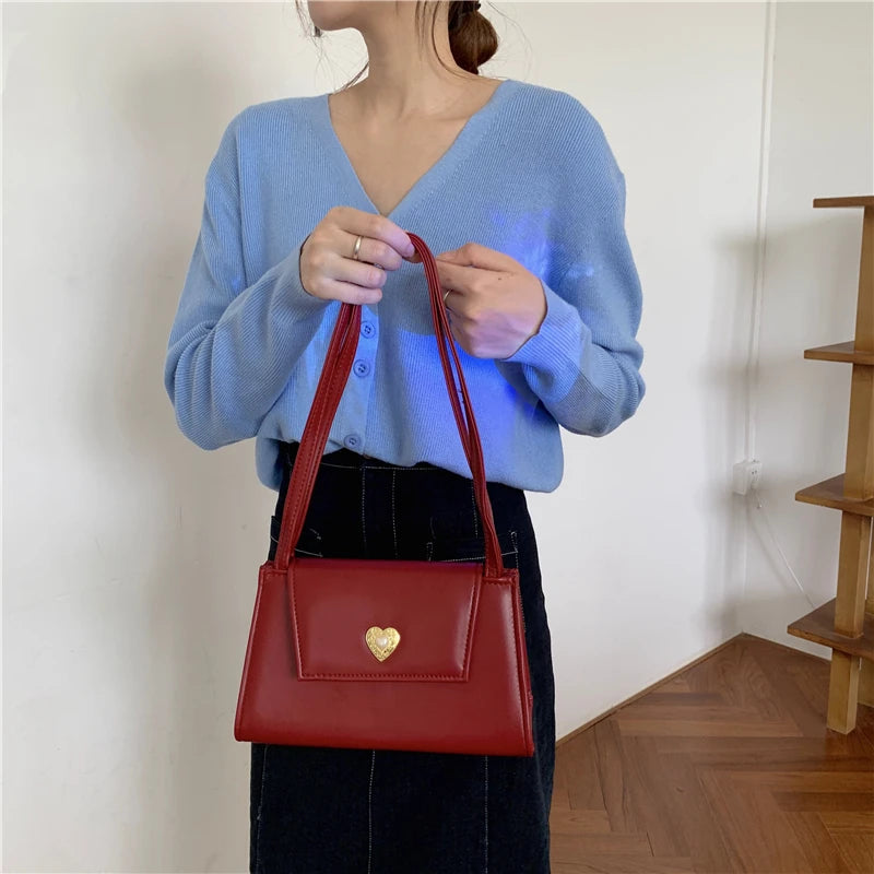 Vintage Heart-shaped Buckle Handbags Women's Shoulder Bags Ladies PU Leather Arm