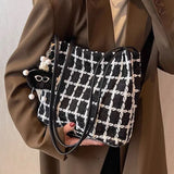 Vintage Plaid Woolen Shoulder Bags Women Large Capacity Underarm Totes