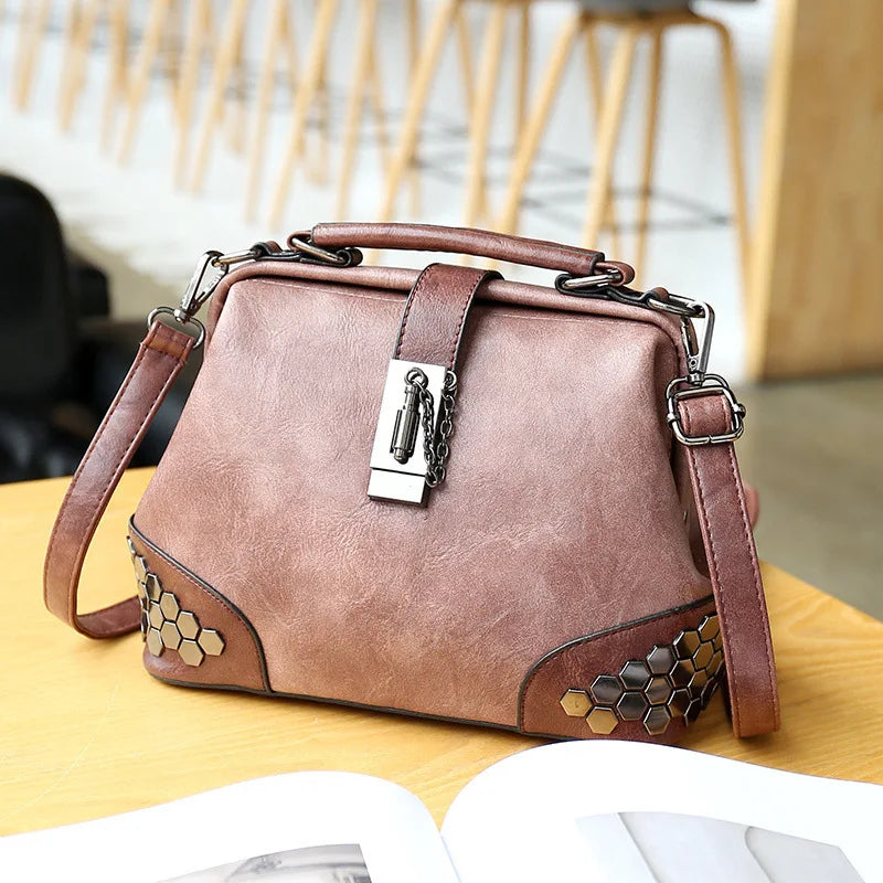 Vintage Rivet Handbaag Female PU Leather Crossbody Bag Lock Handle Bags